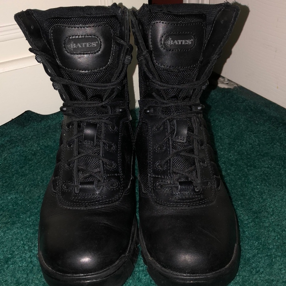 BATES TACTICAL WOMENS BOOTS SIZE 8.5 m